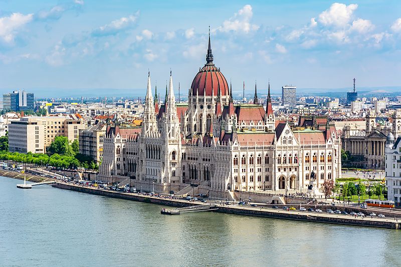 Ungarisches Parlament an der Donau