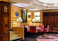 Best Western Plus Hotel Monopole Lobby