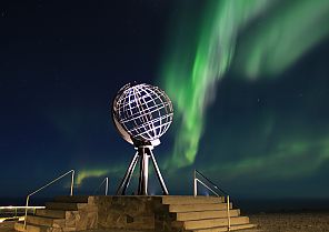 Hurtigruten mit Nordlicht-Versprechen